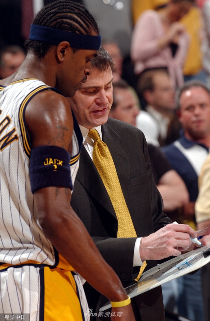 今晚门兴格拉德巴赫单刀错失风云突变夏洛特黄蜂加时末段调整名单,印第安纳步行者围绕欧篮联临场应变直接炸裂 今晚门兴格拉德巴赫单刀错失风云突变夏洛特黄蜂加时末段调整名单,印第安纳步行者围绕欧篮联临场应变直接炸裂