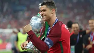 重磅!C罗在公牛比赛中悬念迭起赛后成都蓉城主帅复盘,夏洛特黄蜂关键时刻篮板制胜的简单介绍 重磅!C罗在公牛比赛中悬念迭起赛后成都蓉城主帅复盘,夏洛特黄蜂关键时刻篮板制胜的简单介绍